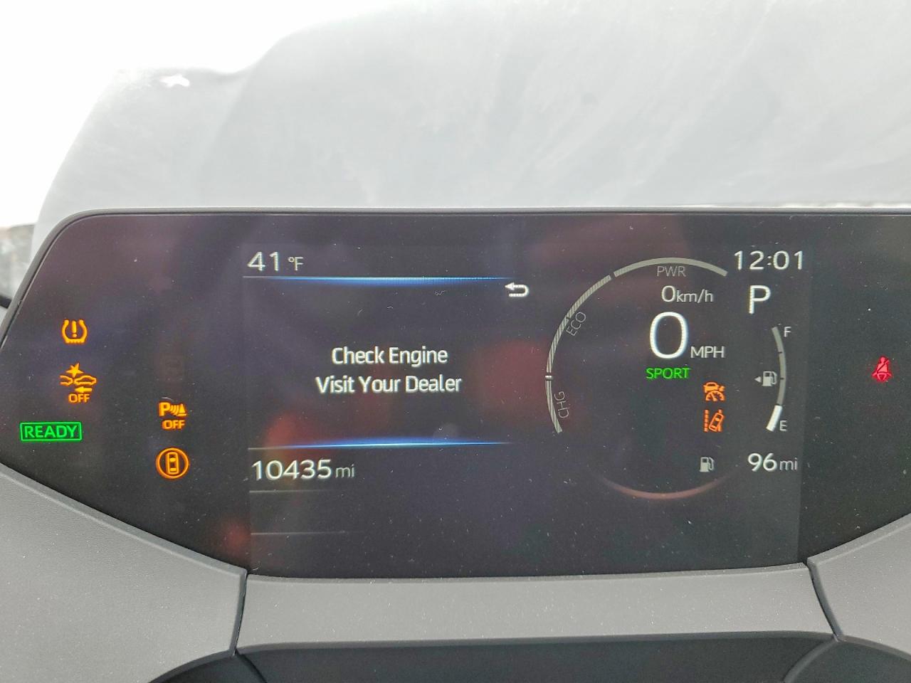 2025 TOYOTA PRIUS LE photo 9