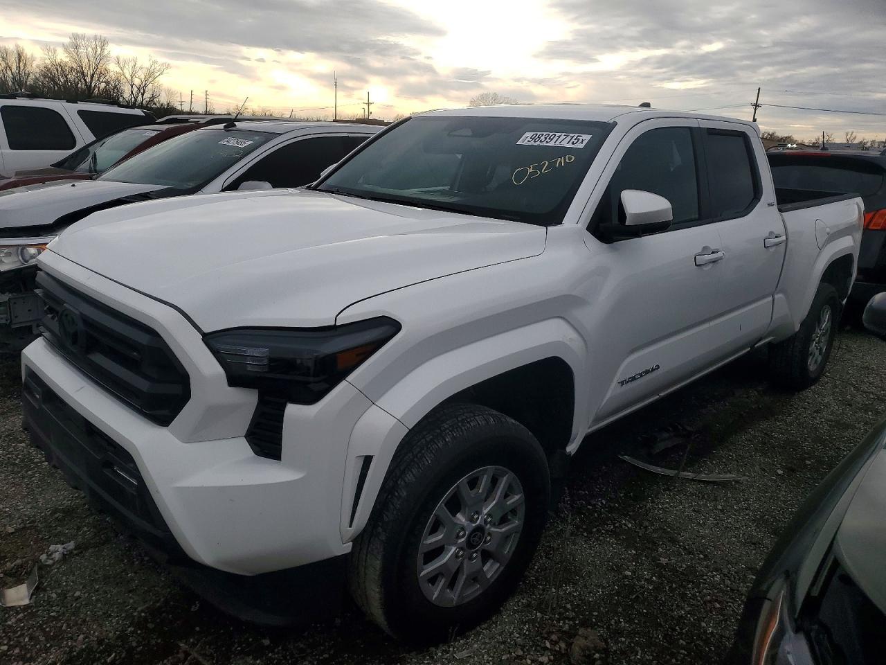 2024 TOYOTA TACOMA