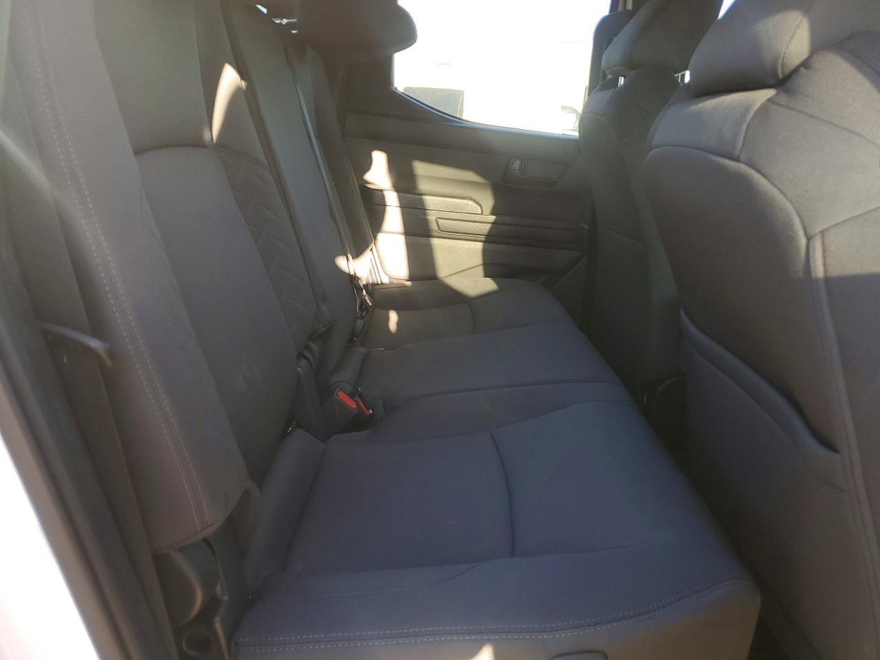 2024 TOYOTA TACOMA DOUBLE CAB photo 10
