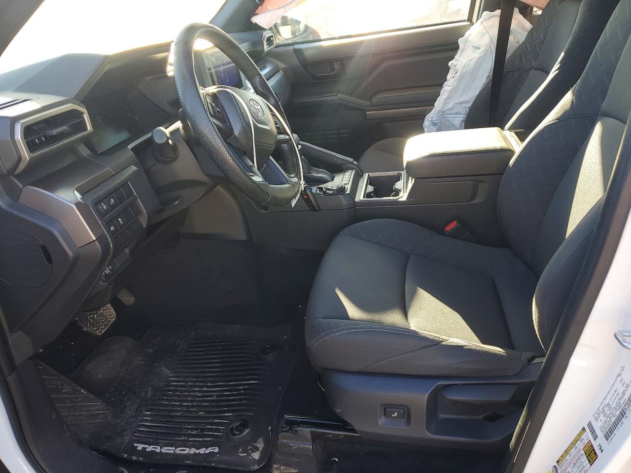 2024 TOYOTA TACOMA DOUBLE CAB photo 7