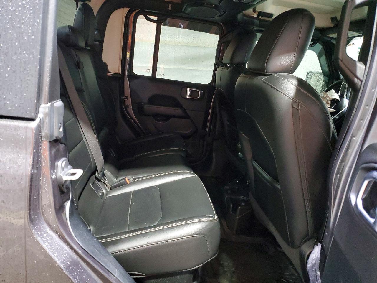 2021 JEEP GLADIATOR OVERLAND photo 10