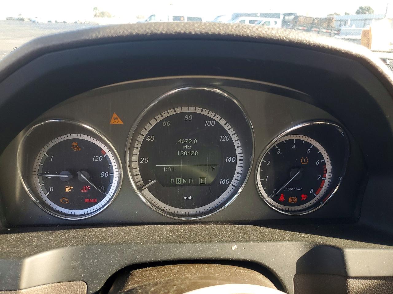 2011 MERCEDES-BENZ C 300 photo 9