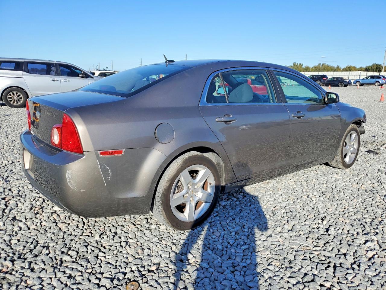 2011 CHEVROLET MALIBU LS photo 3