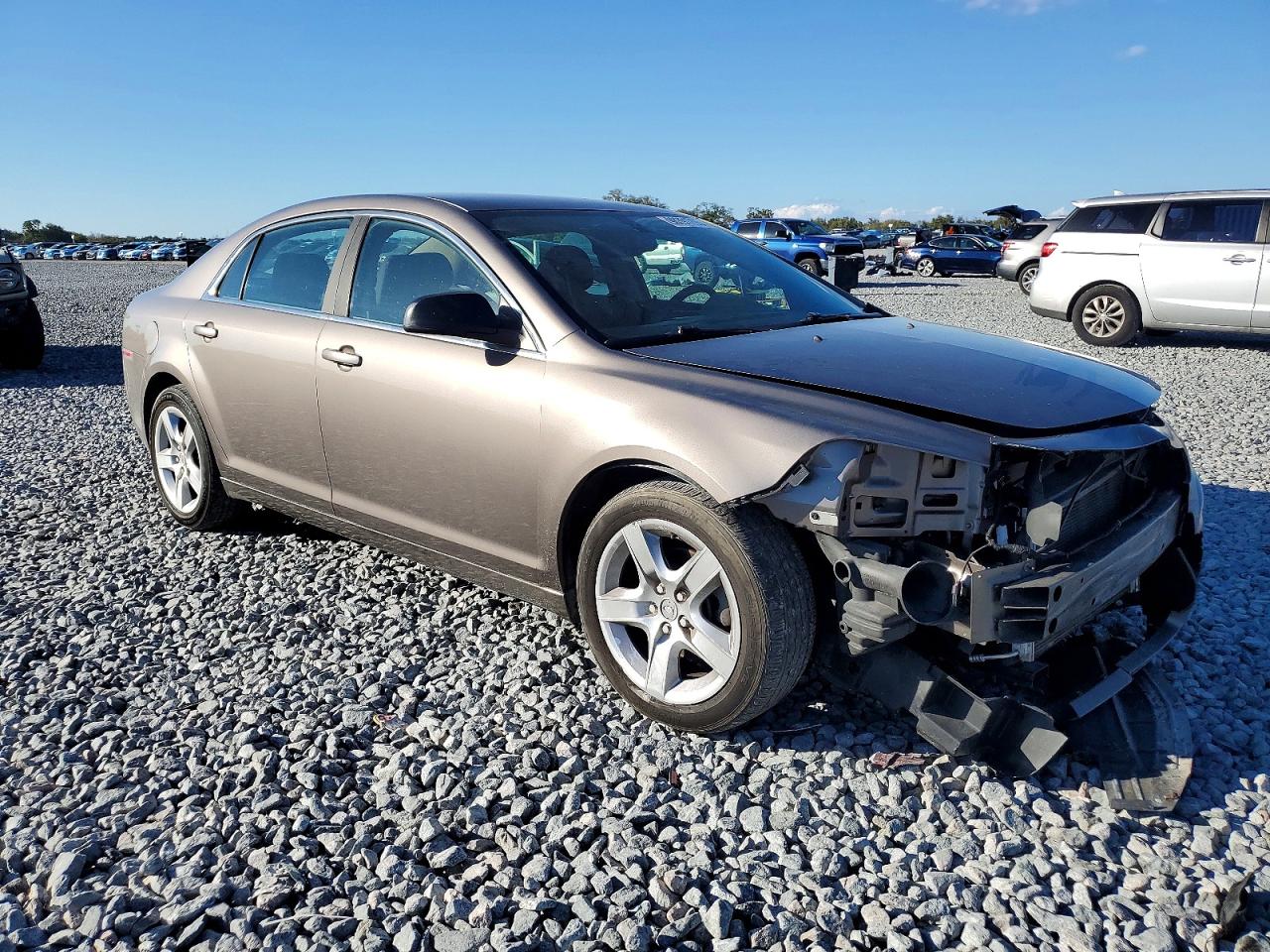 2011 CHEVROLET MALIBU LS photo 4