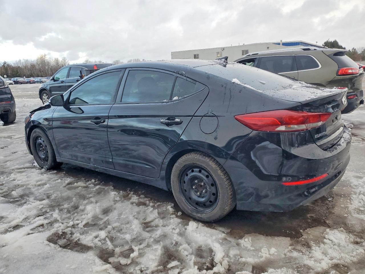 2017 HYUNDAI ELANTRA SE photo 2