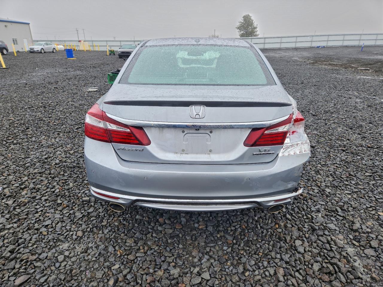 2017 HONDA ACCORD TOURING photo 6