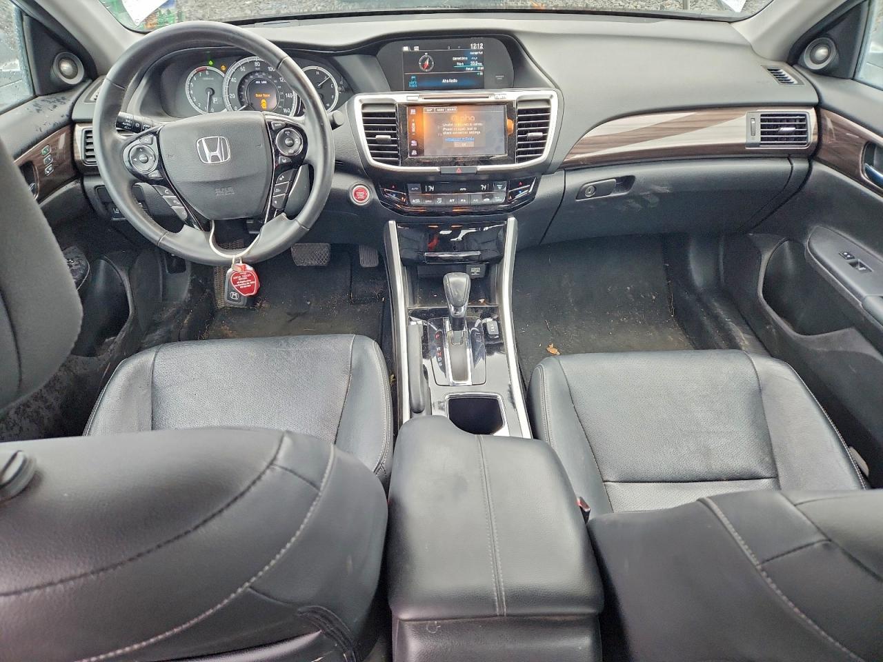 2017 HONDA ACCORD TOURING photo 8