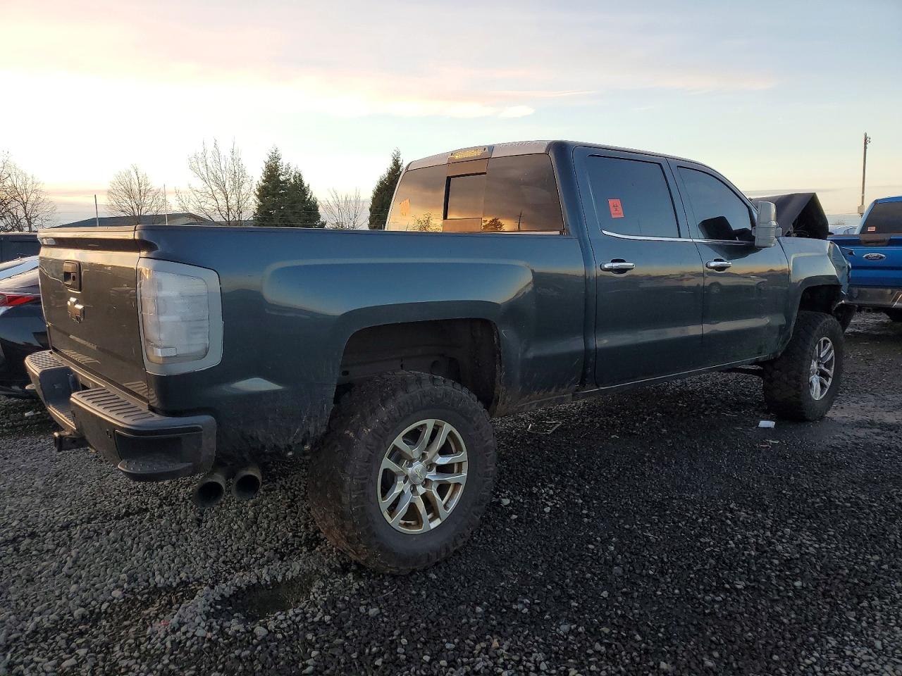 2018 CHEVROLET SILVERADO K1500 LTZ photo 3