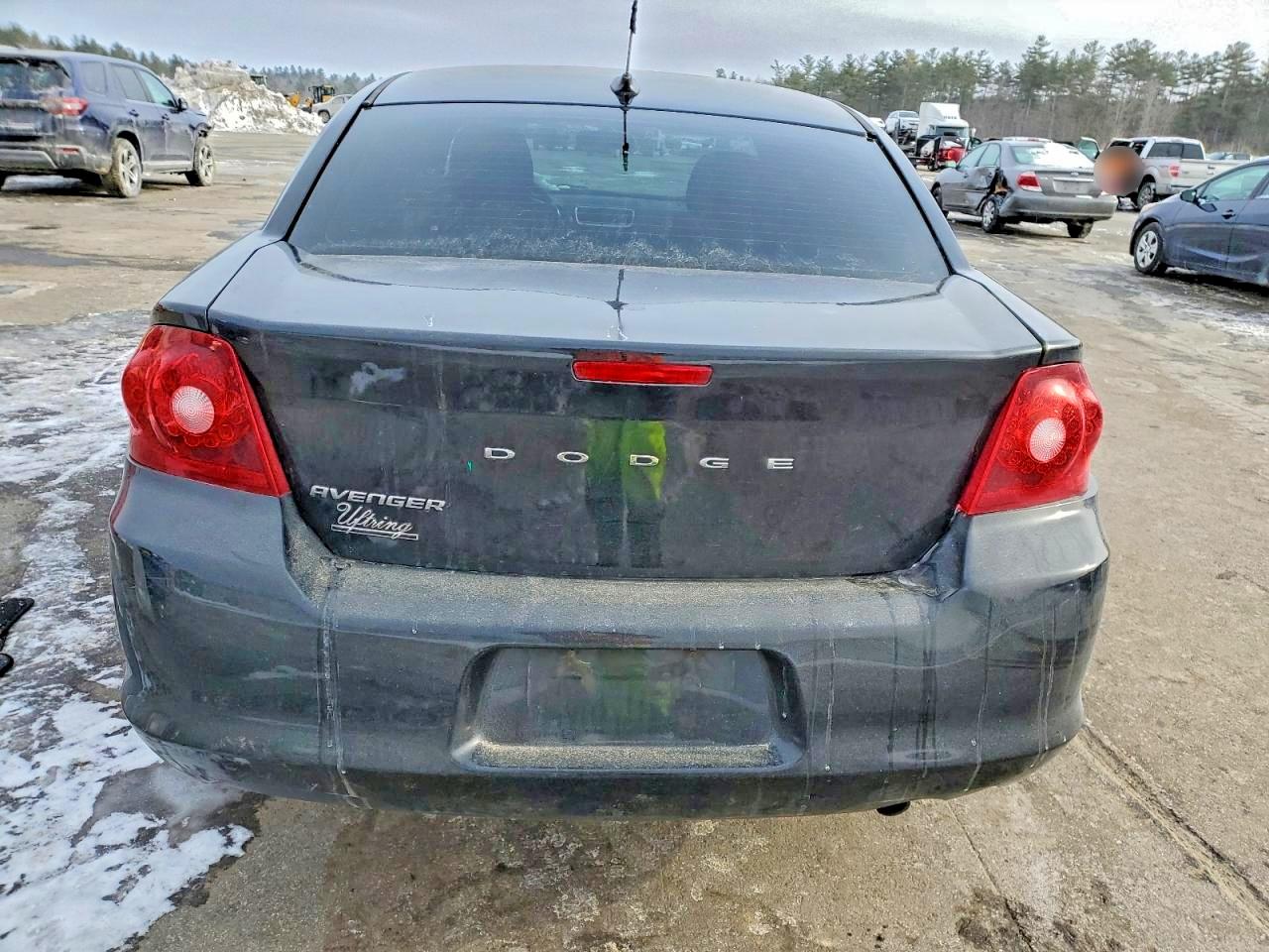 2014 DODGE AVENGER SE photo 6