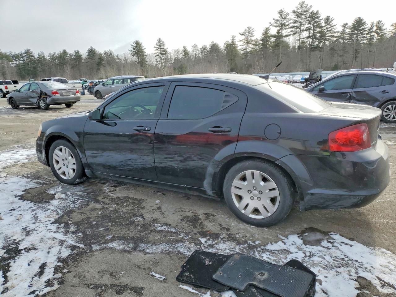 2014 DODGE AVENGER SE photo 2