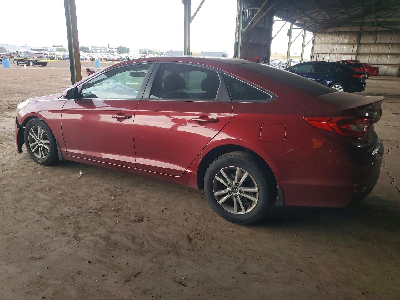 2015 HYUNDAI SONATA SE photo 2