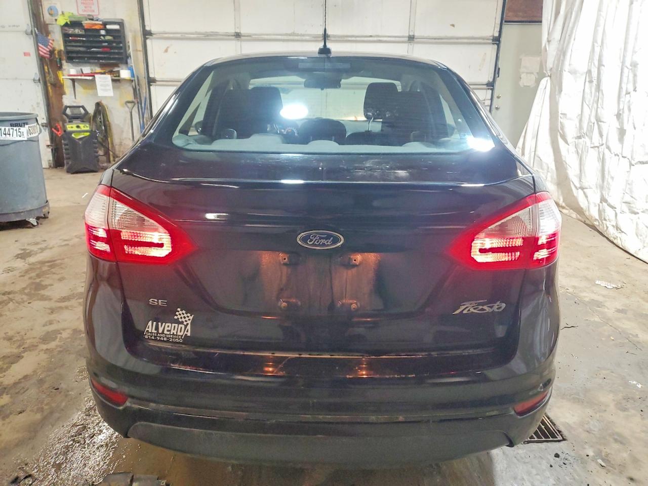 2016 FORD FIESTA SE photo 6