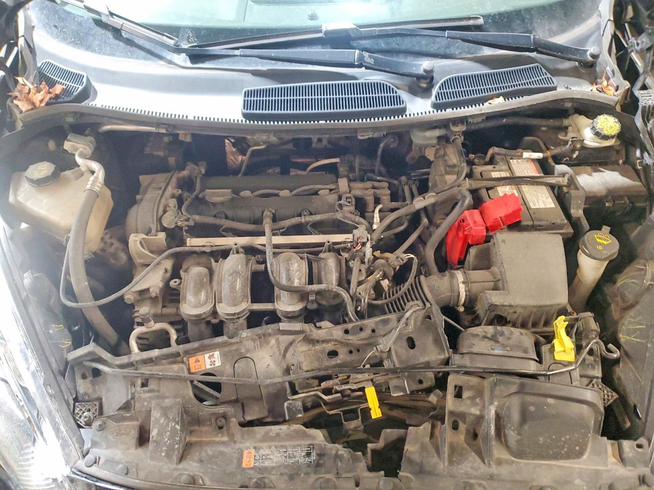 2016 FORD FIESTA SE photo 11