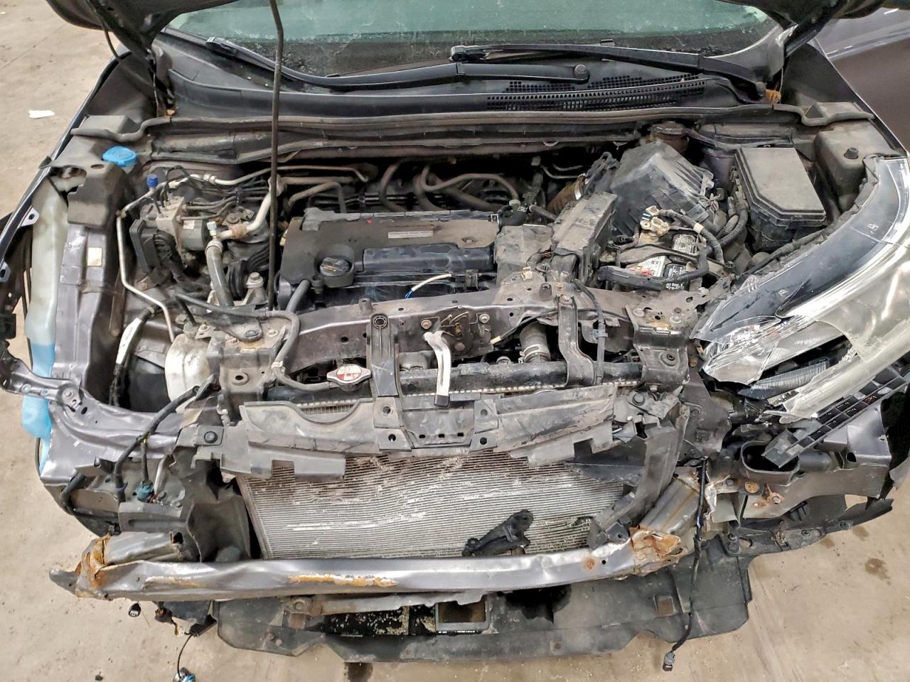2016 HONDA CR-V LX photo 12
