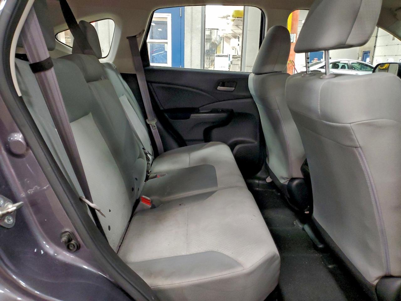 2016 HONDA CR-V LX photo 11