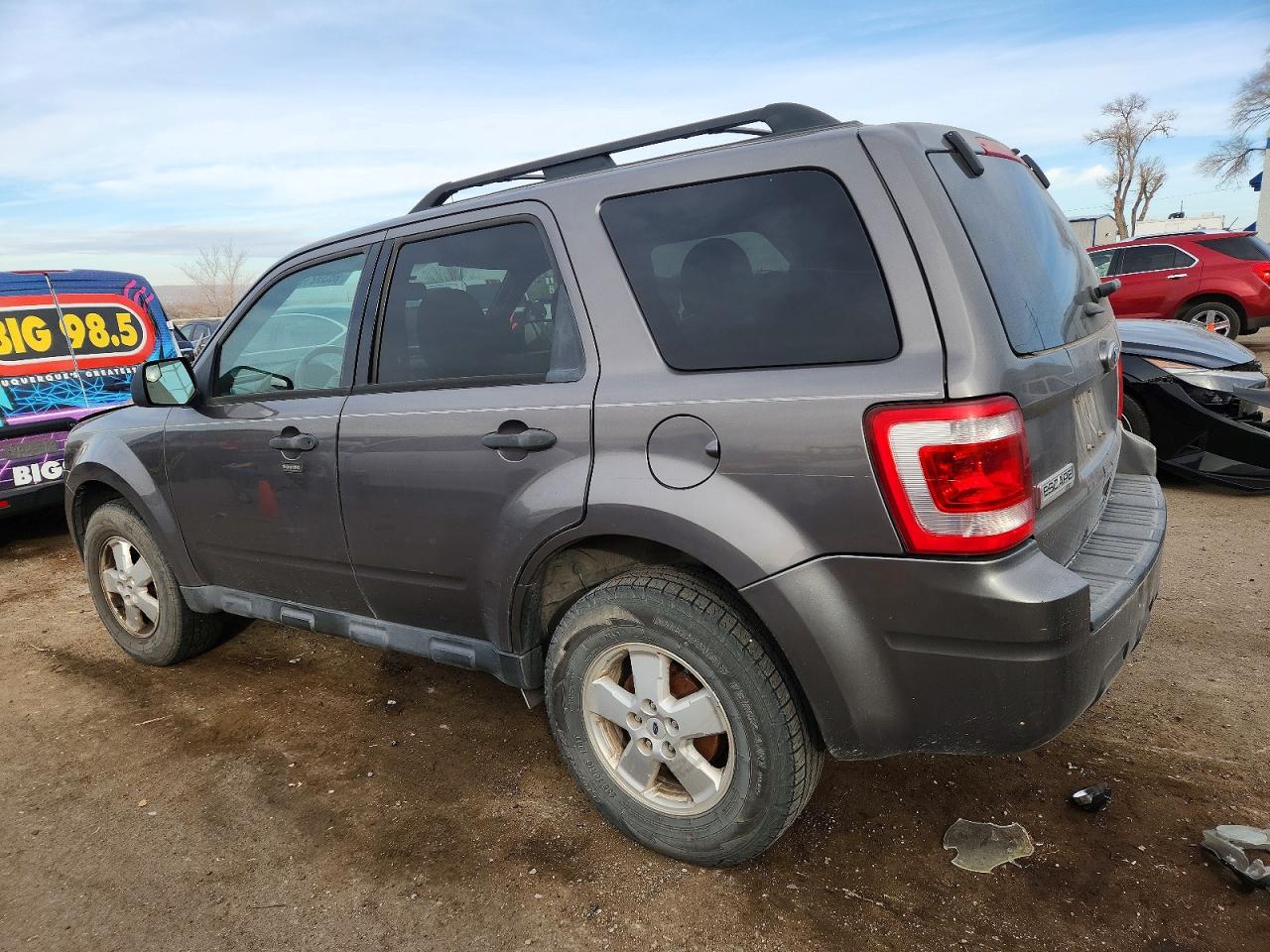 2012 FORD ESCAPE XLT photo 2