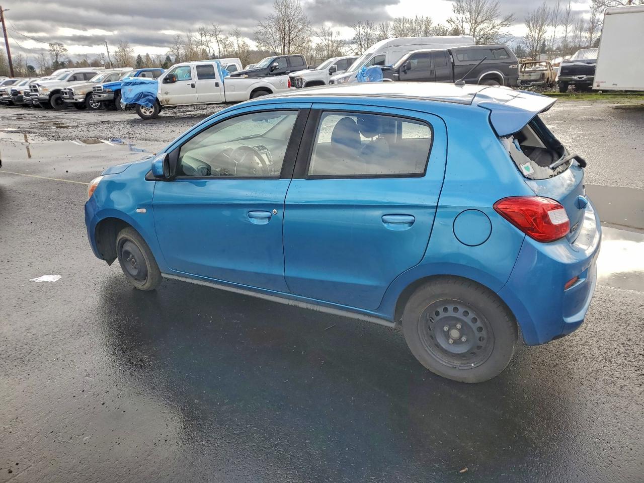 2018 MITSUBISHI MIRAGE ES photo 2