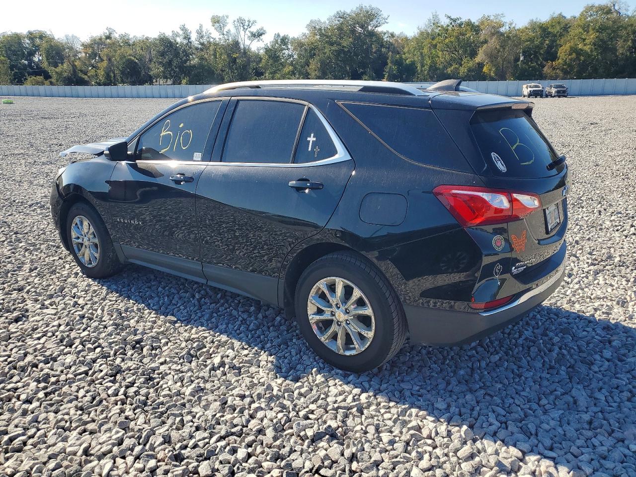 2019 CHEVROLET EQUINOX LT photo 2