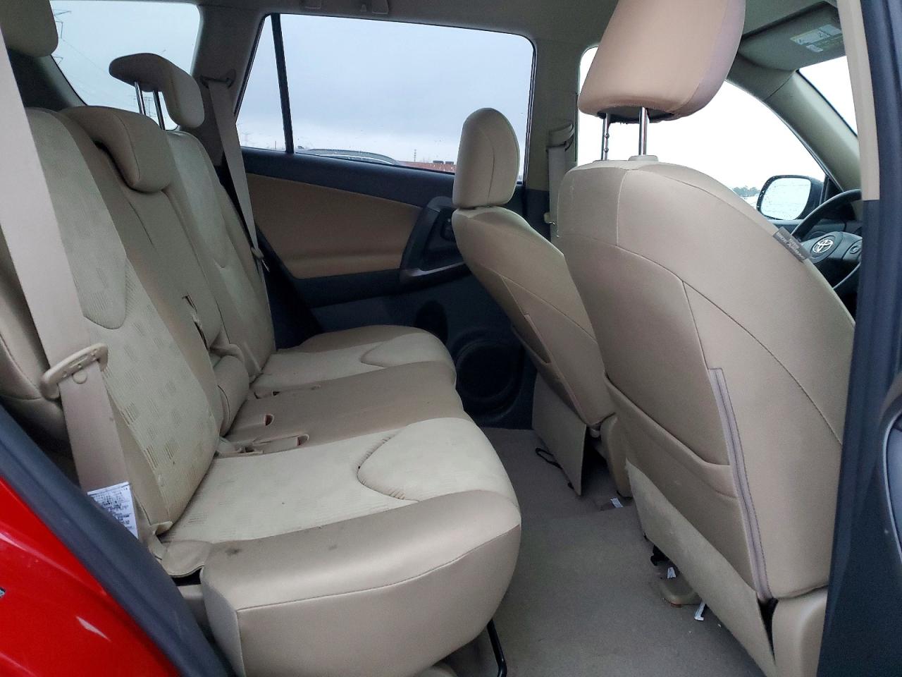 2010 TOYOTA RAV4 photo 10
