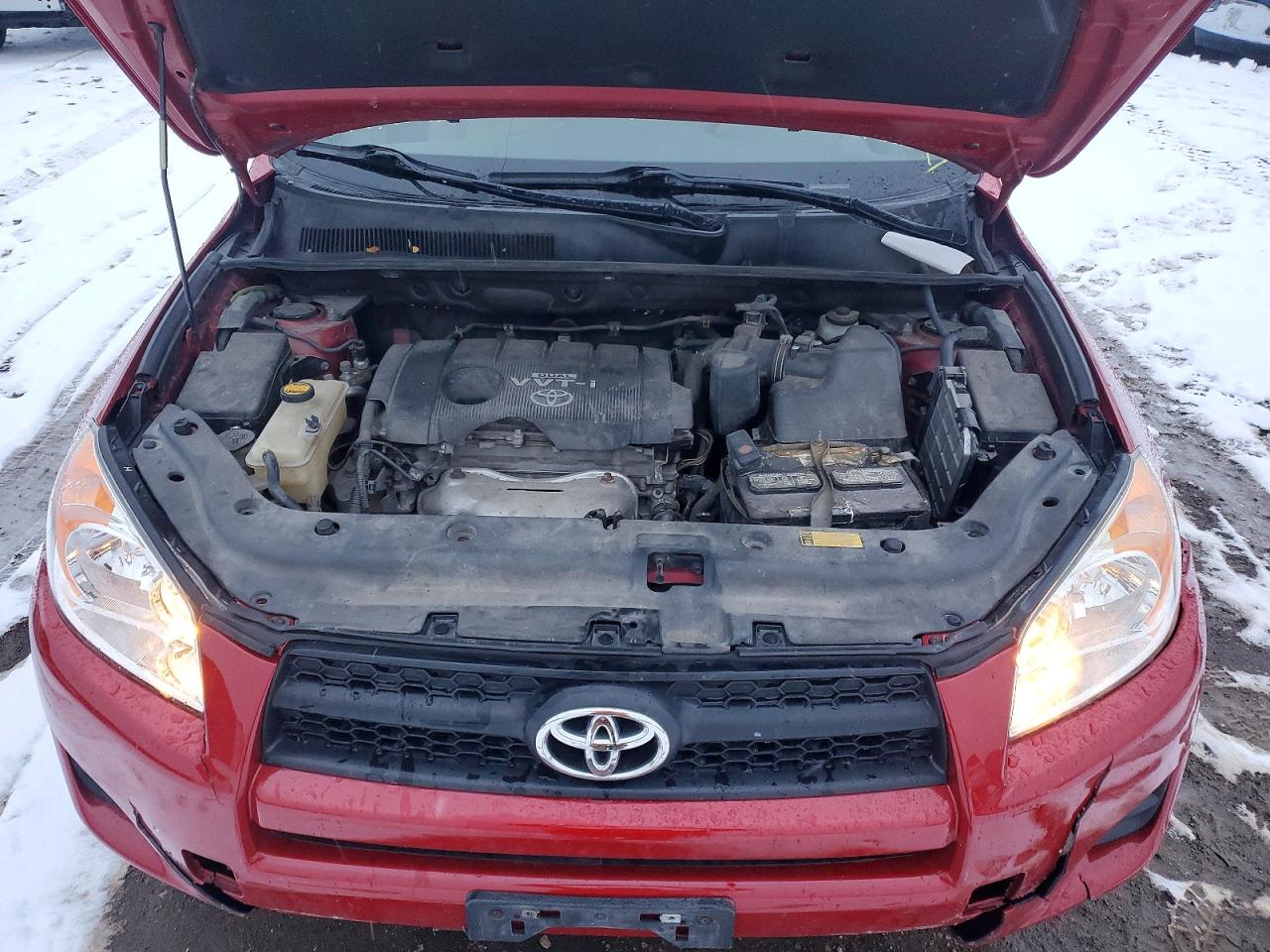 2010 TOYOTA RAV4 photo 11