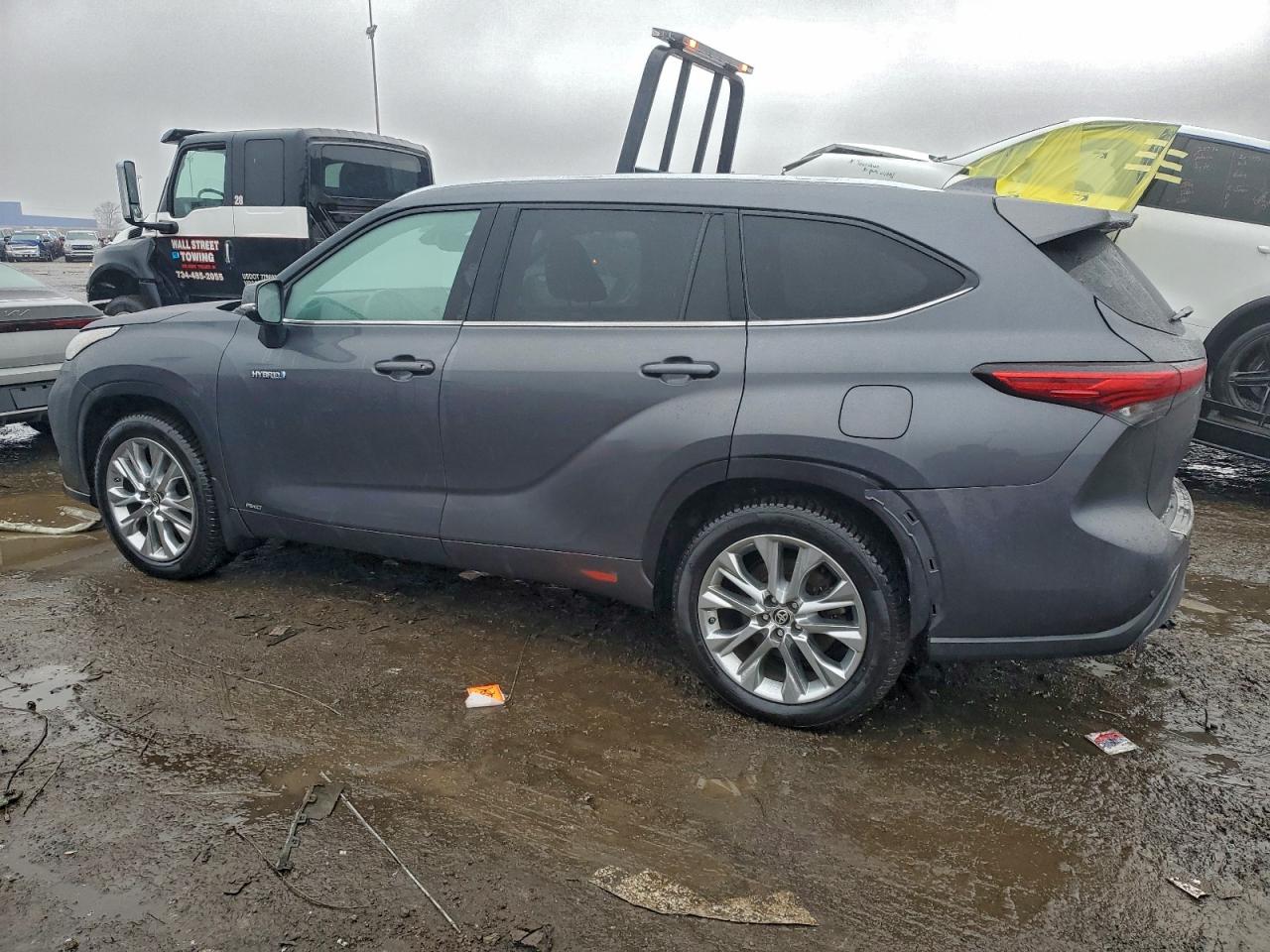 2021 TOYOTA HIGHLANDER HYBRID LIMITED photo 3