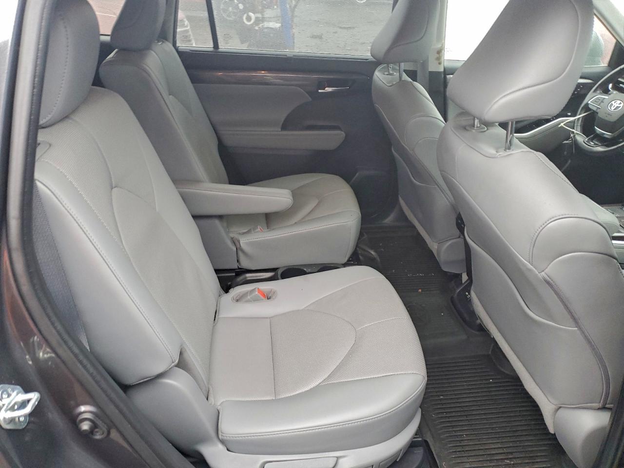 2021 TOYOTA HIGHLANDER HYBRID LIMITED photo 21