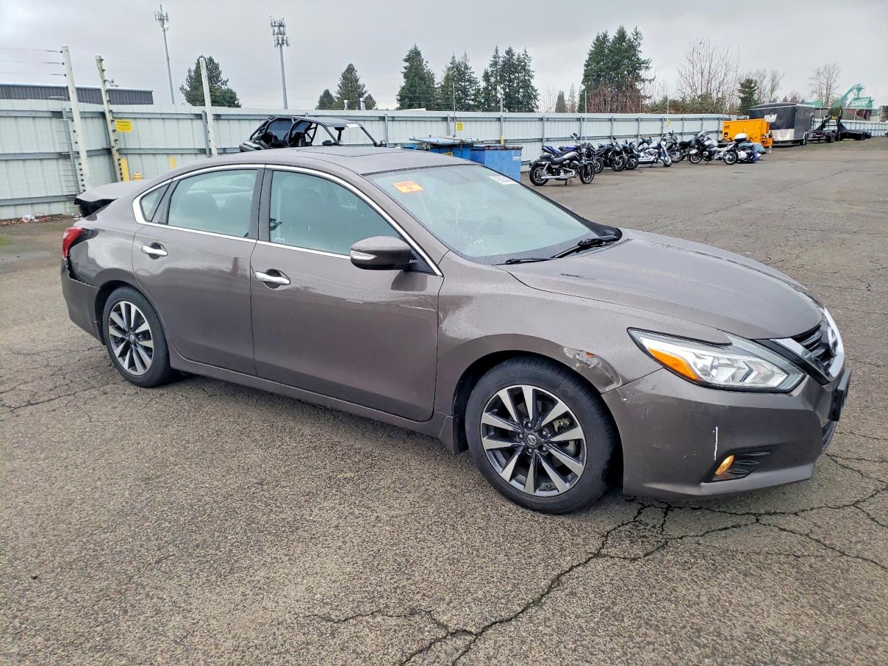 2017 NISSAN ALTIMA 2.5 photo 4