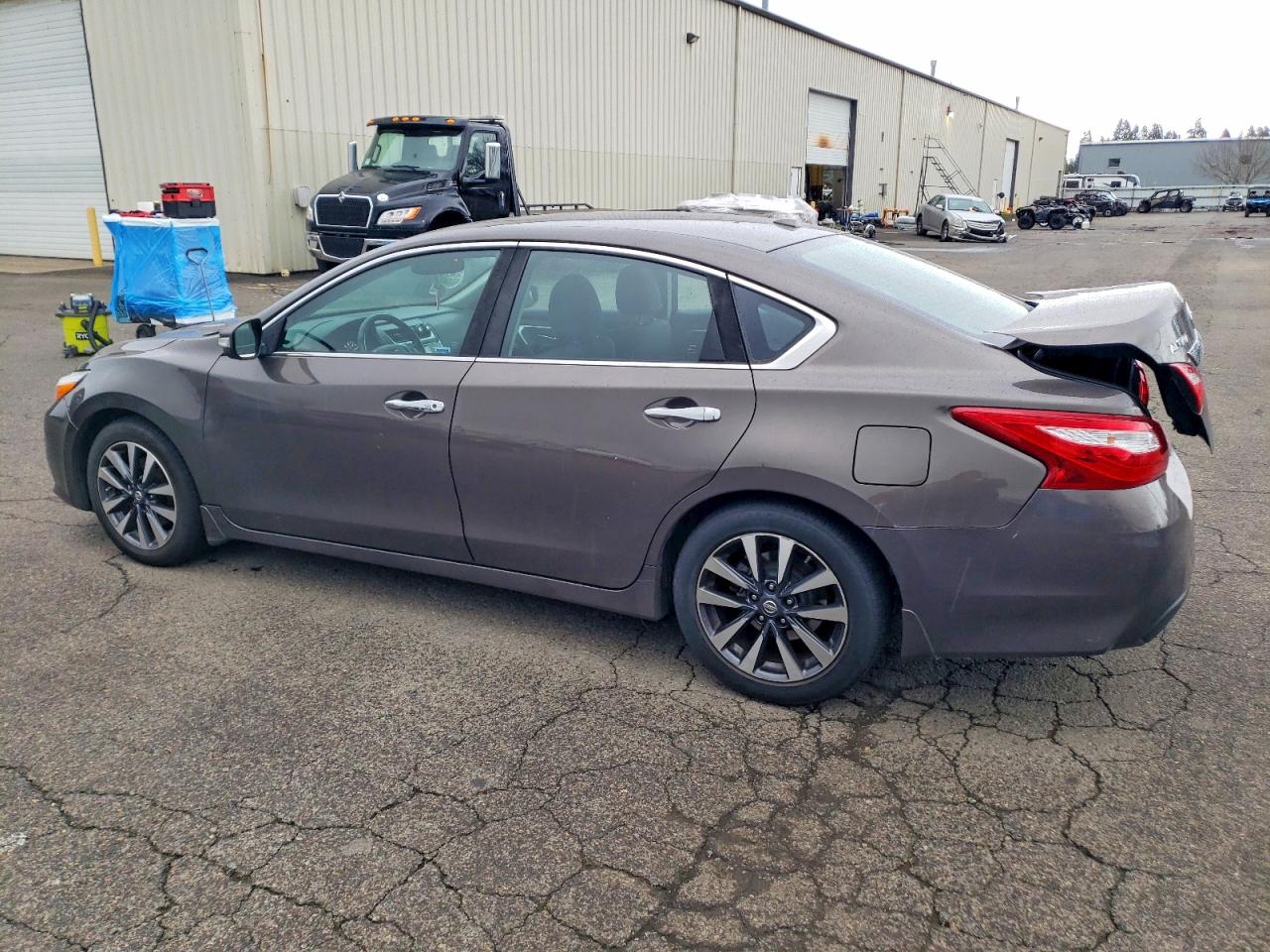 2017 NISSAN ALTIMA 2.5 photo 2