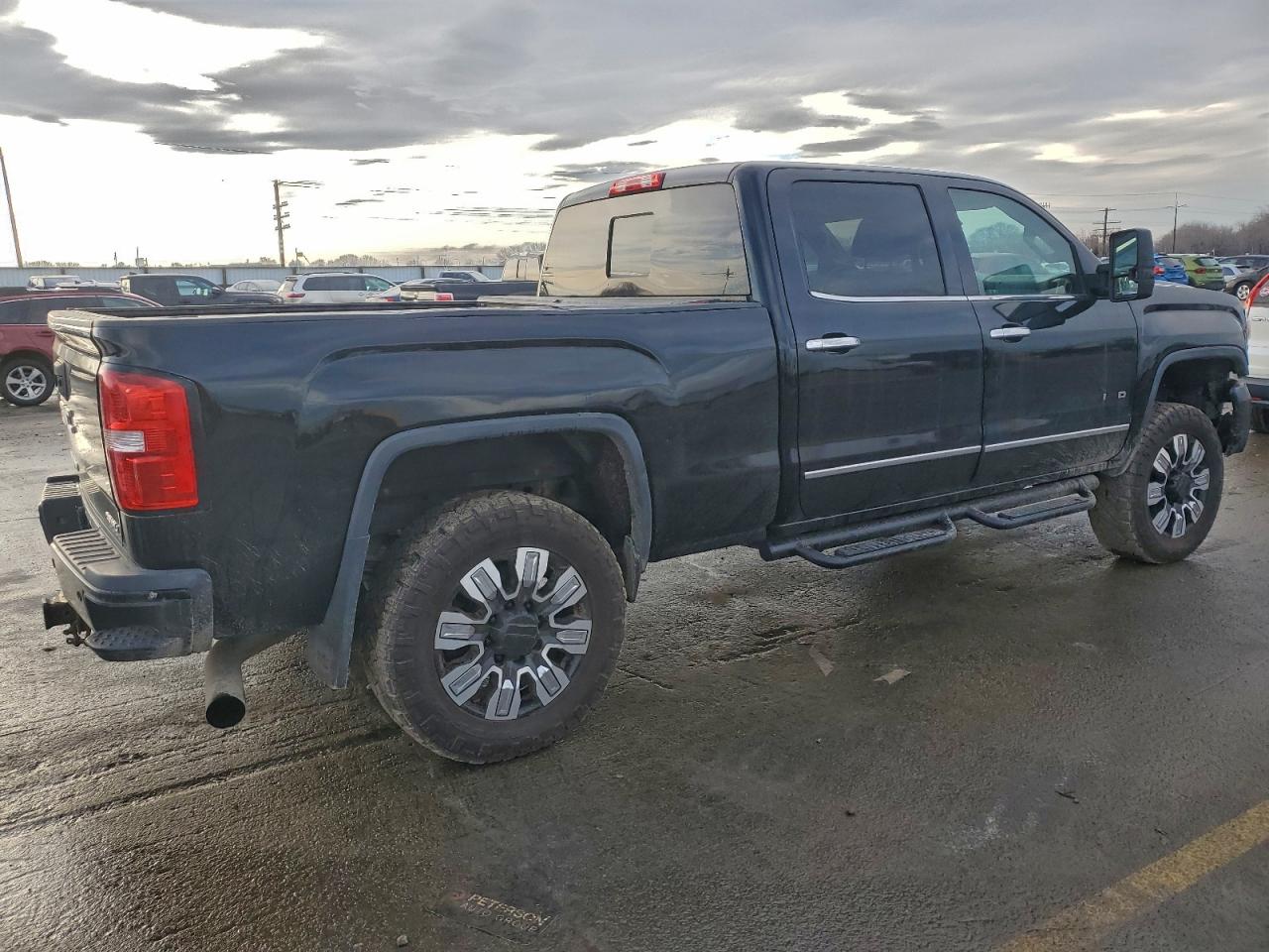 2015 GMC SIERRA K2500 DENALI photo 3