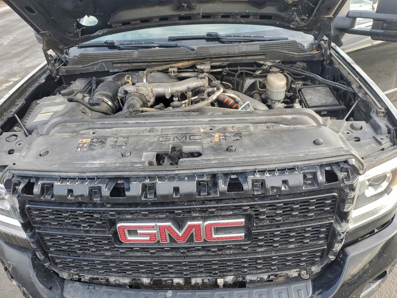 2015 GMC SIERRA K2500 DENALI photo 11