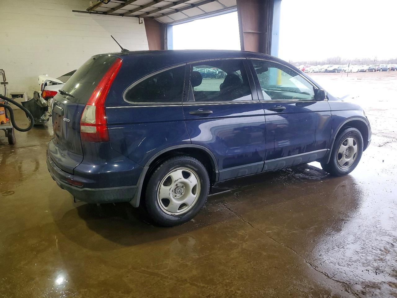 2010 HONDA CR-V LX photo 3