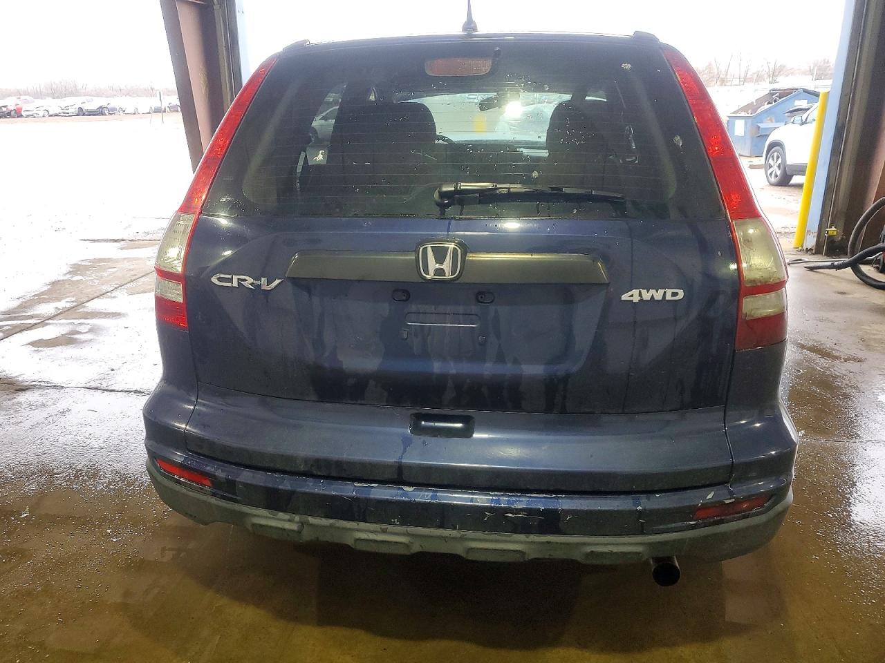 2010 HONDA CR-V LX photo 6