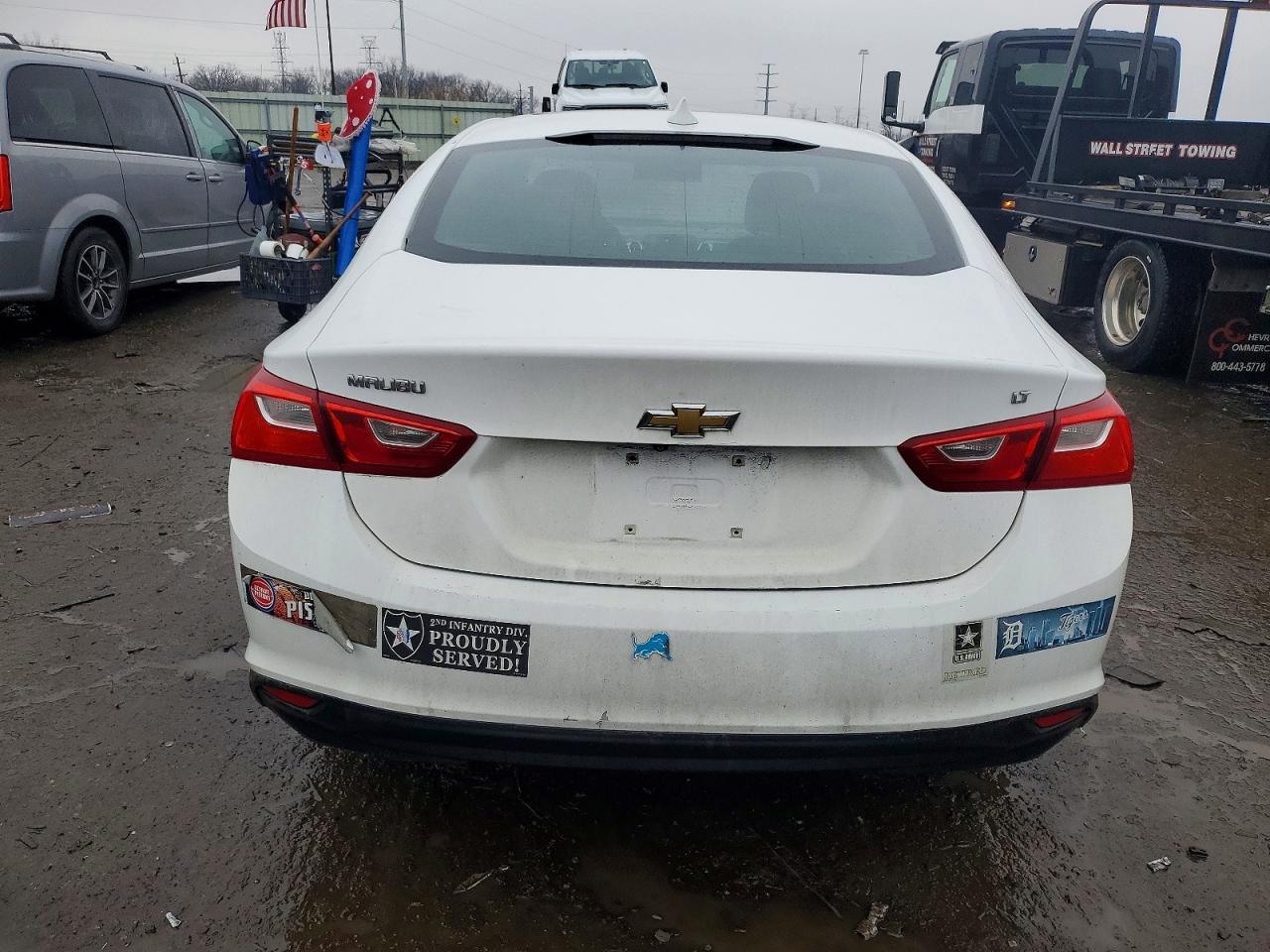 2016 CHEVROLET MALIBU LT photo 6