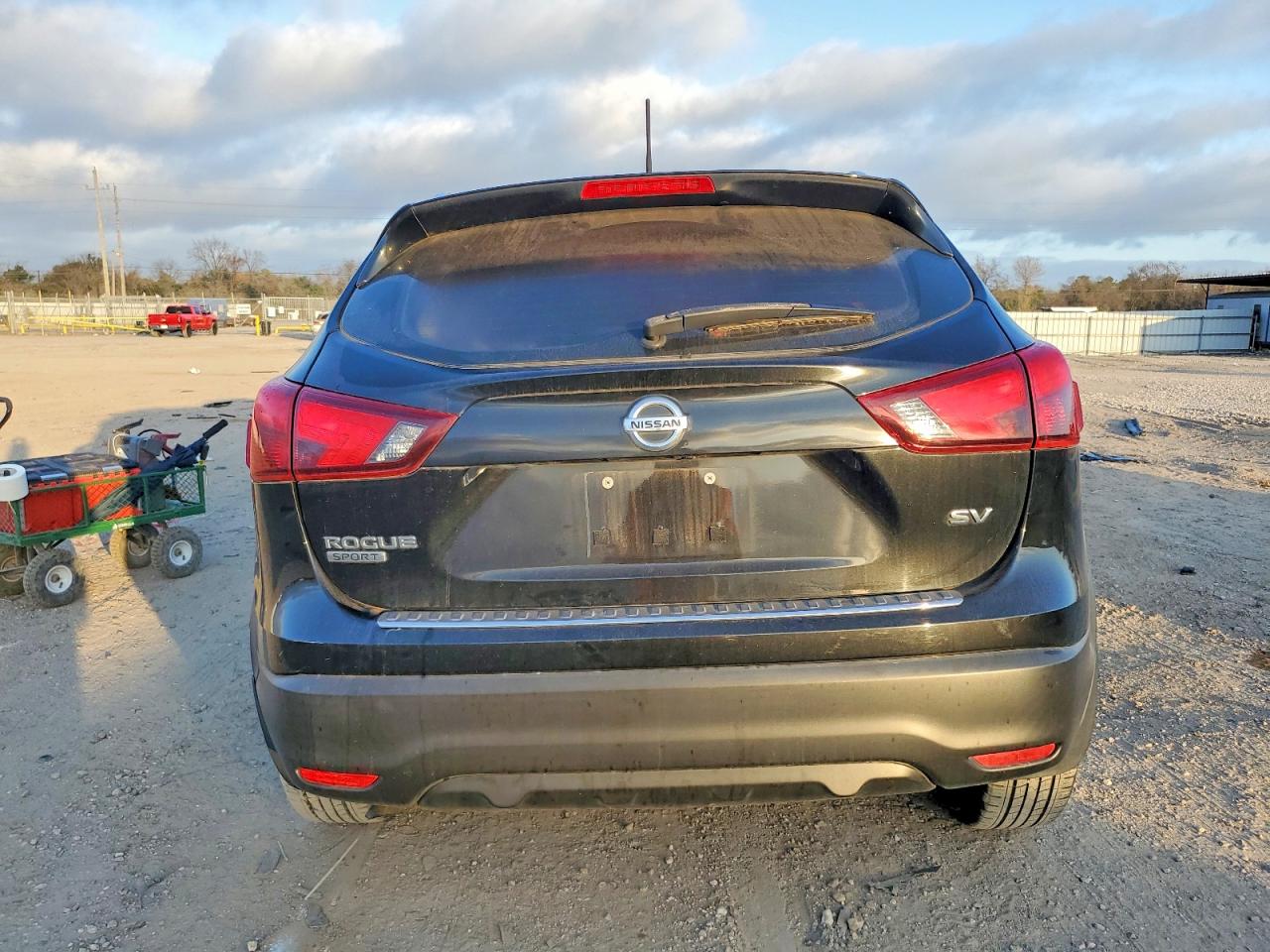 2018 NISSAN ROGUE SPORT S photo 6