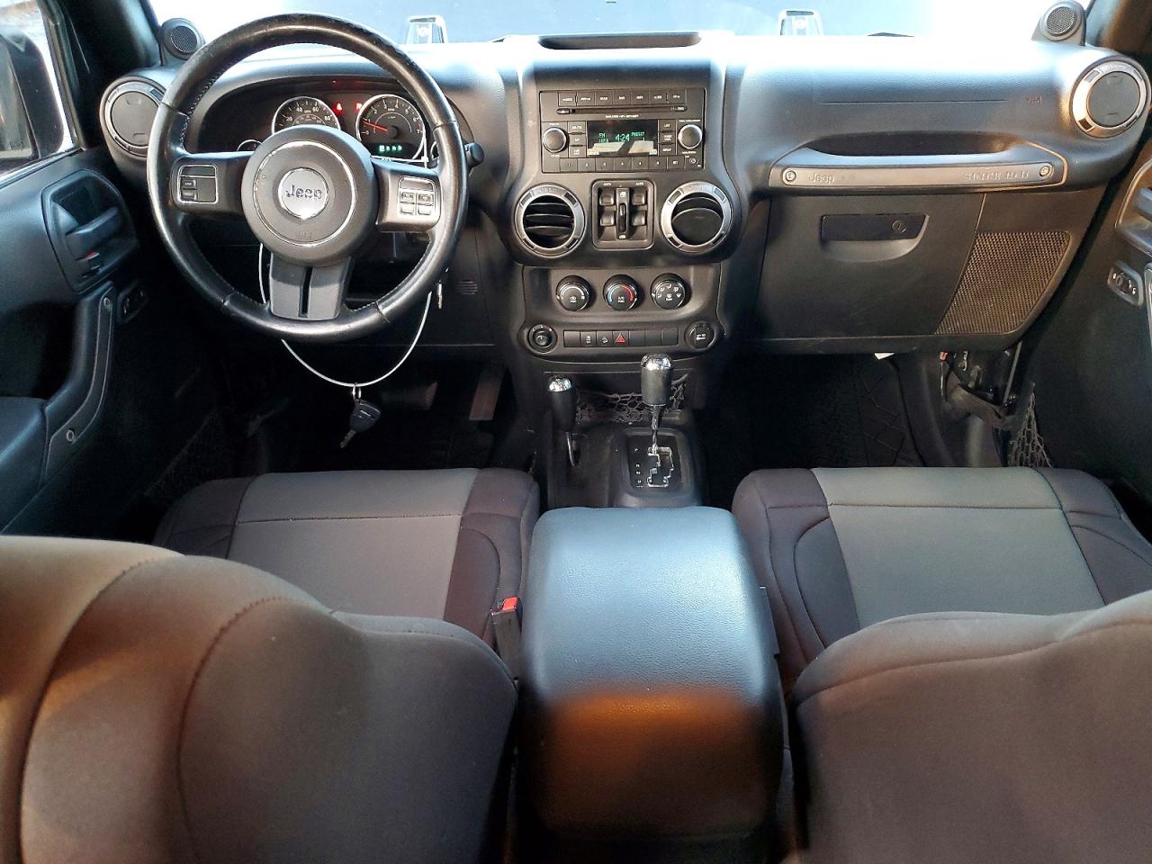 2012 JEEP WRANGLER UNLIMITED SPORT photo 8