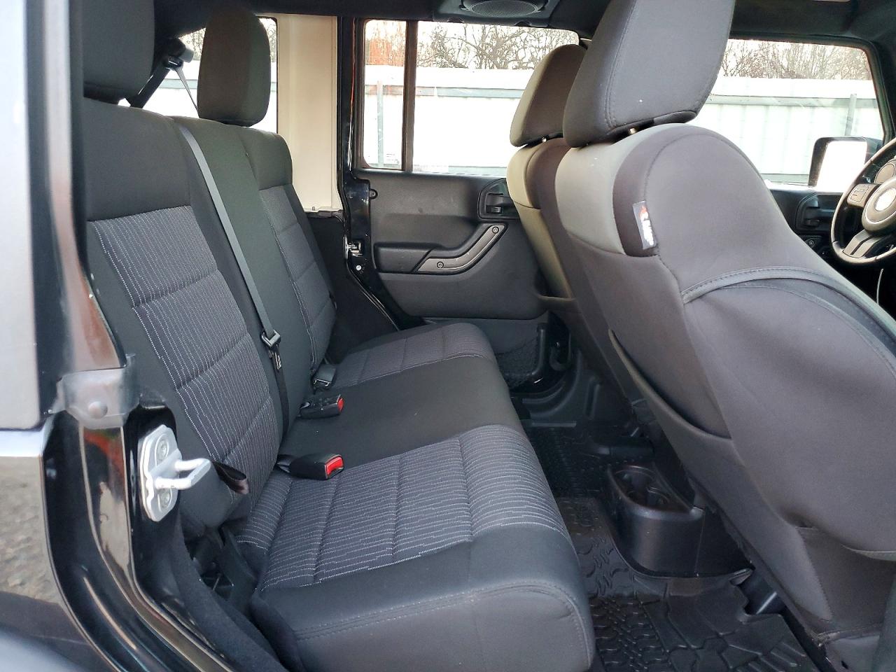2012 JEEP WRANGLER UNLIMITED SPORT photo 11