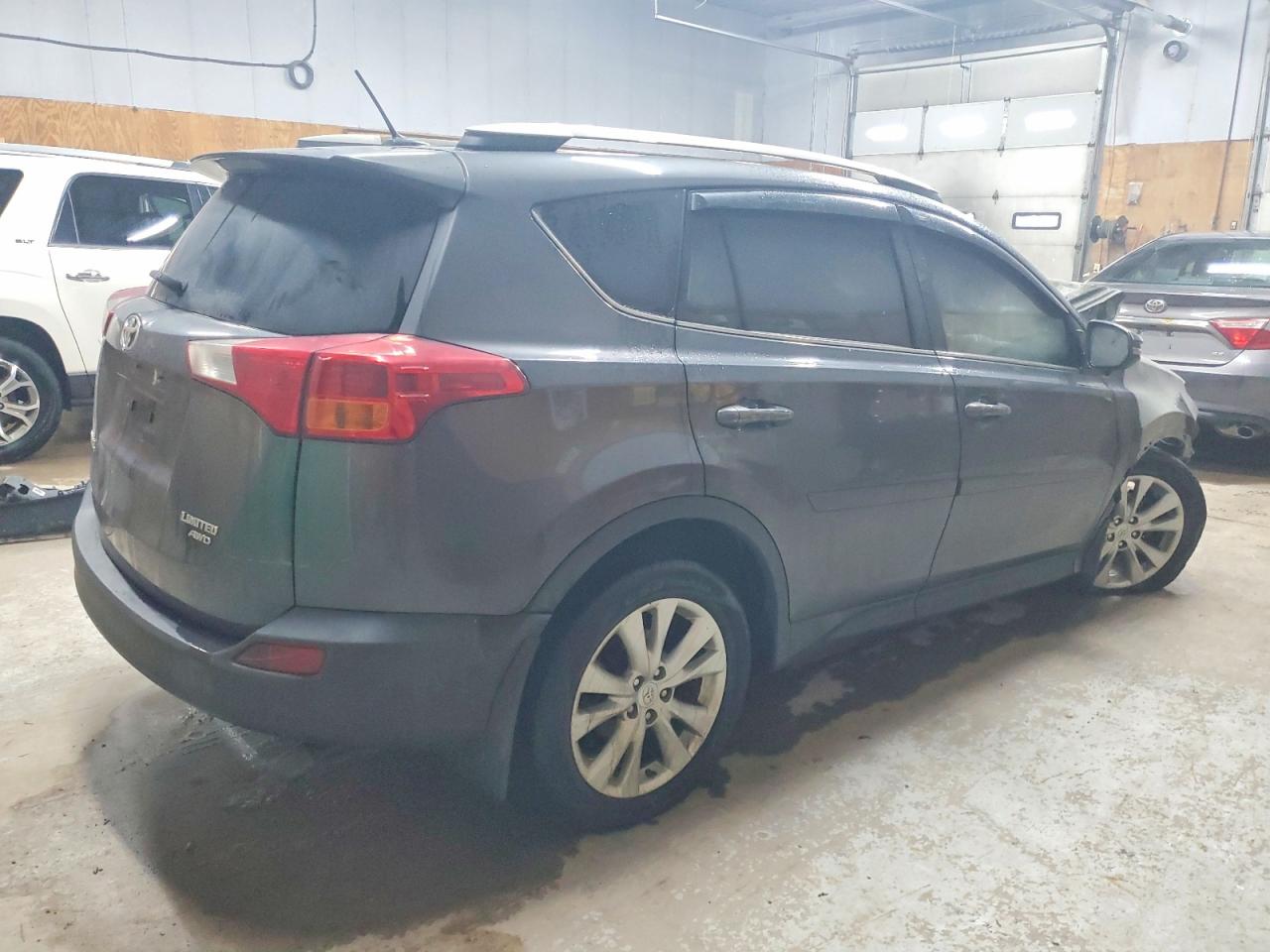 2013 TOYOTA RAV4 LIMITED photo 3