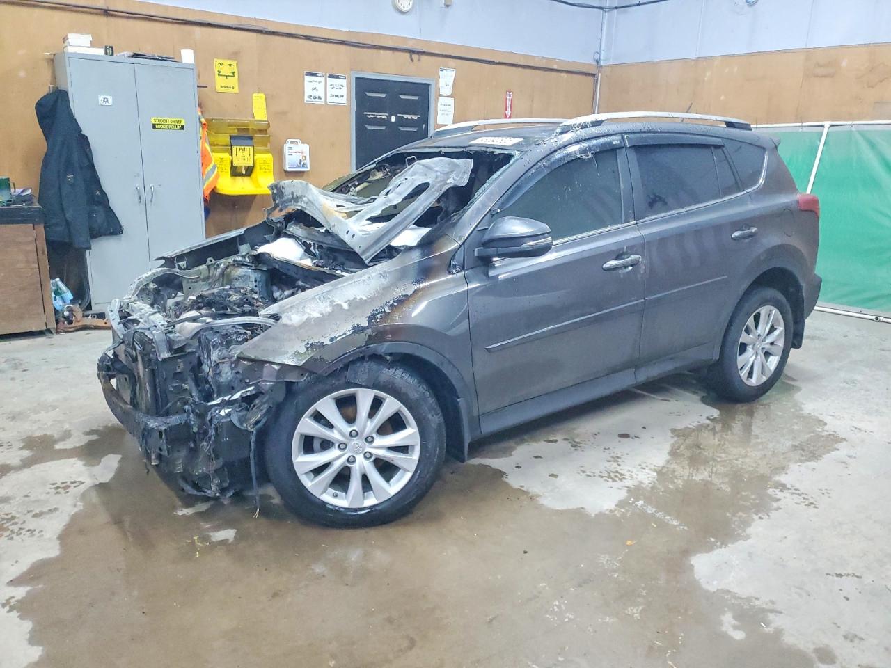2013 TOYOTA RAV4
