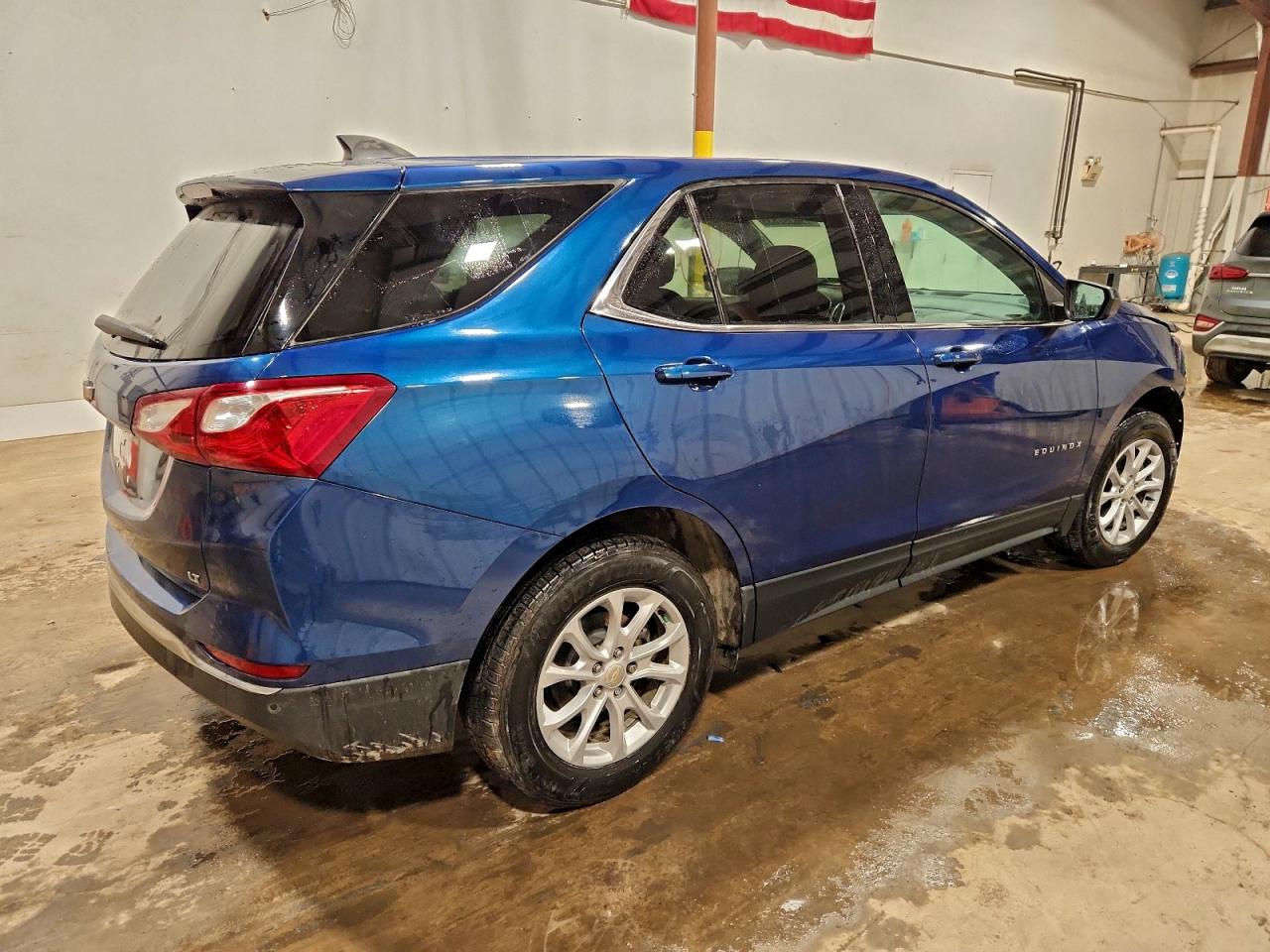 2020 CHEVROLET EQUINOX LT photo 3