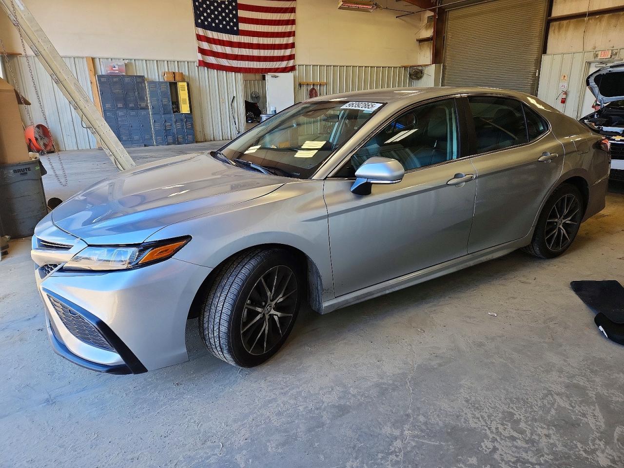 2023 TOYOTA CAMRY