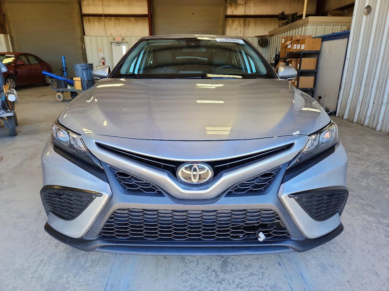 2023 TOYOTA CAMRY SE NIGHT SHADE photo 5