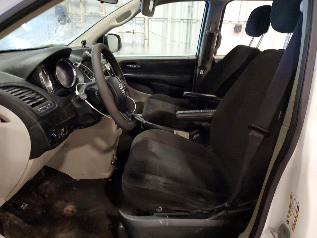2013 DODGE GRAND CARAVAN SE photo 7