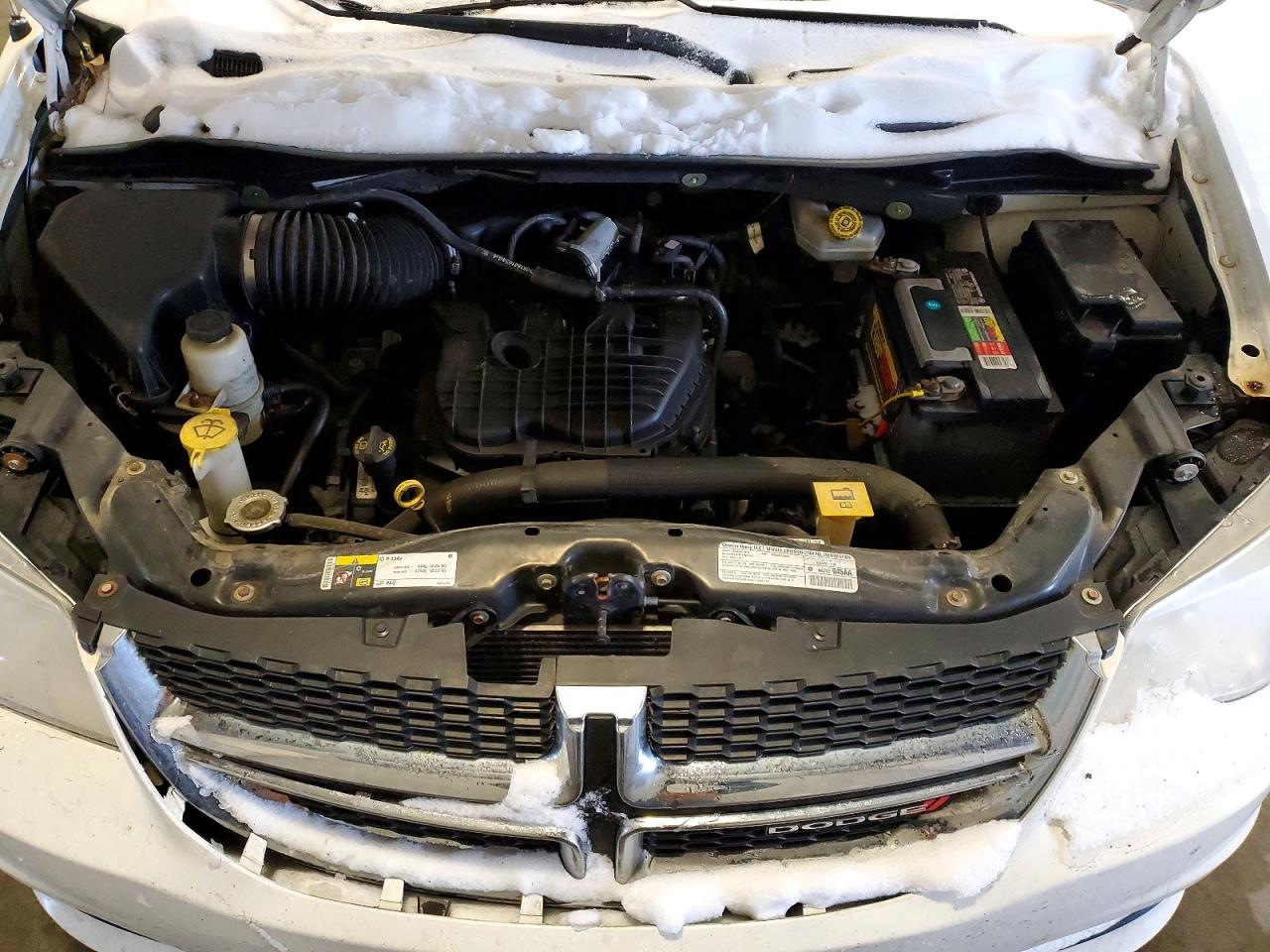 2013 DODGE GRAND CARAVAN SE photo 12