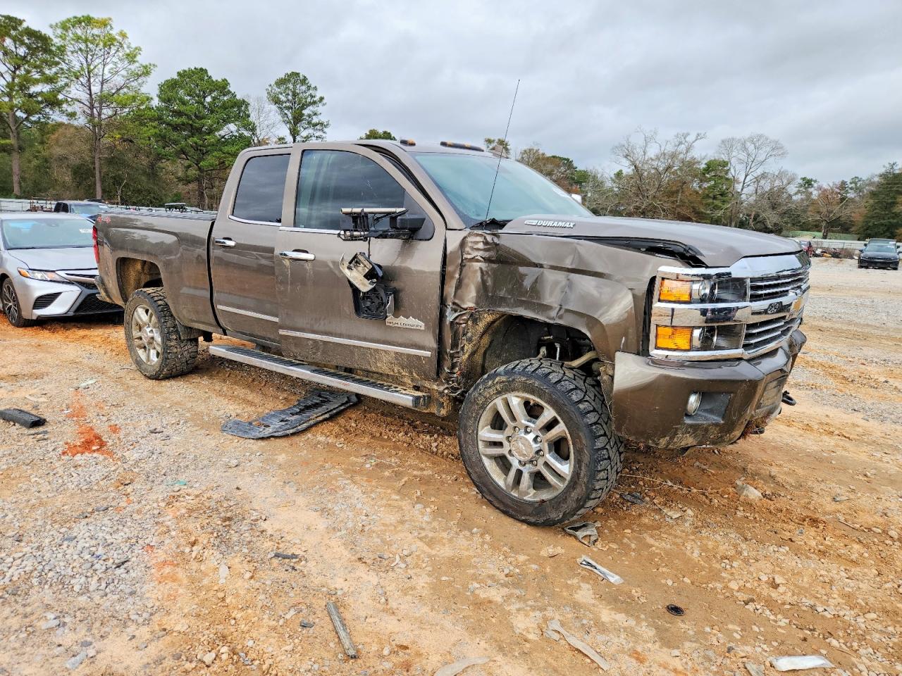 2015 CHEVROLET SILVERADO K2500 HIGH COUNTRY photo 4