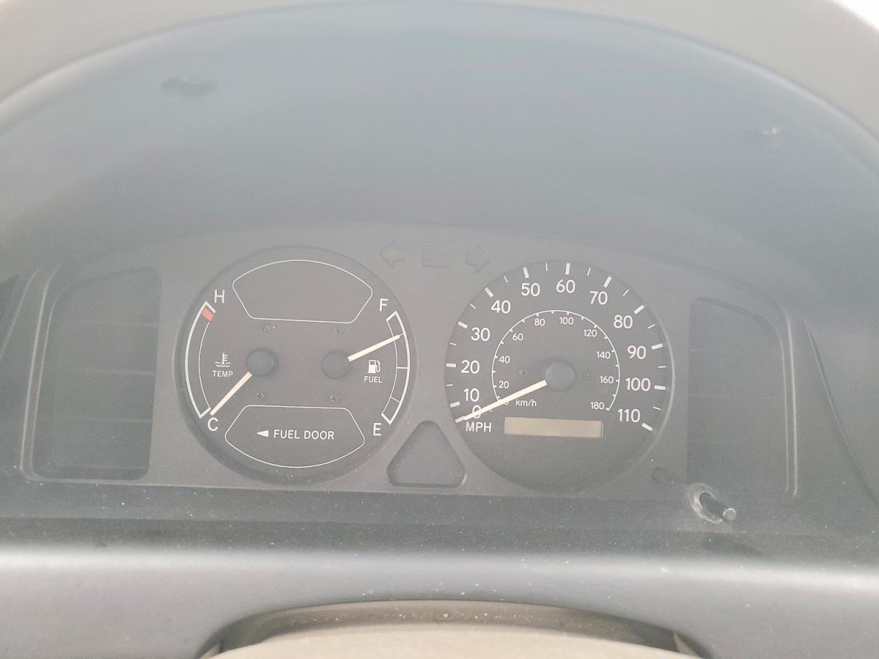 2001 TOYOTA COROLLA CE photo 9