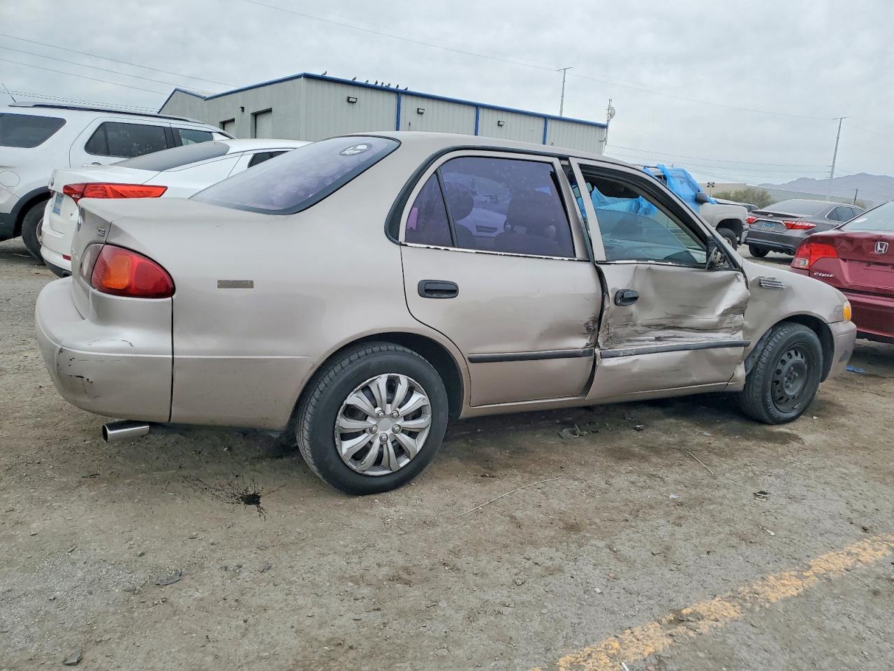 2001 TOYOTA COROLLA CE photo 3