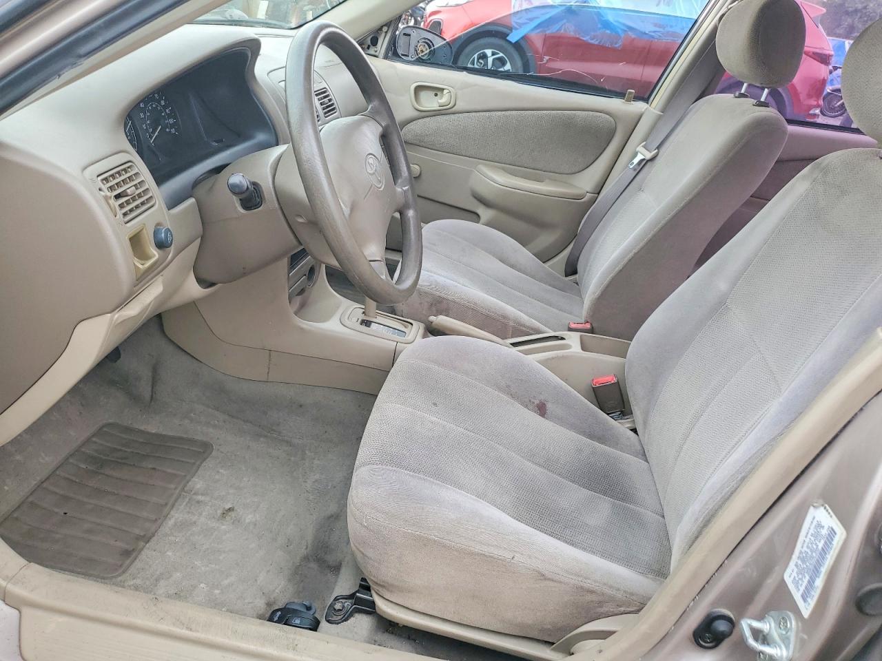 2001 TOYOTA COROLLA CE photo 7