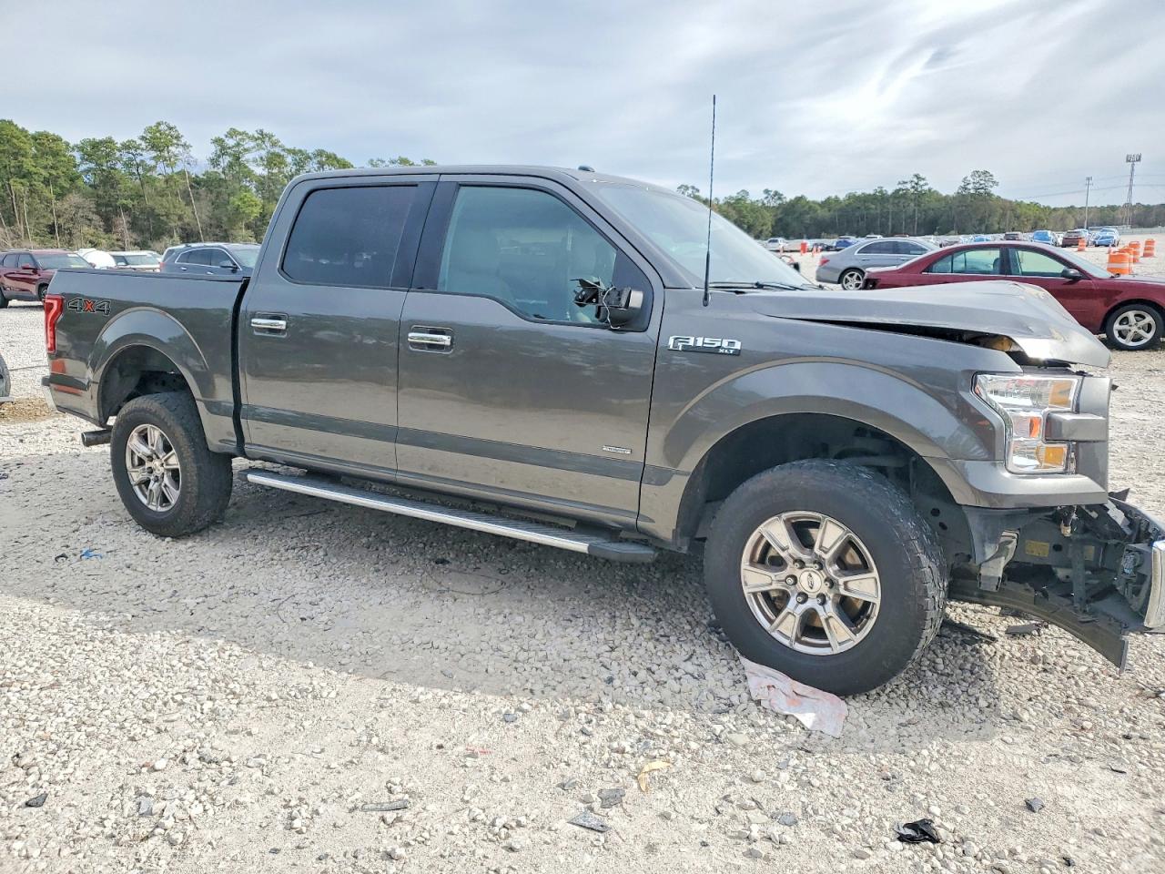 2017 FORD F150 SUPERCREW photo 4