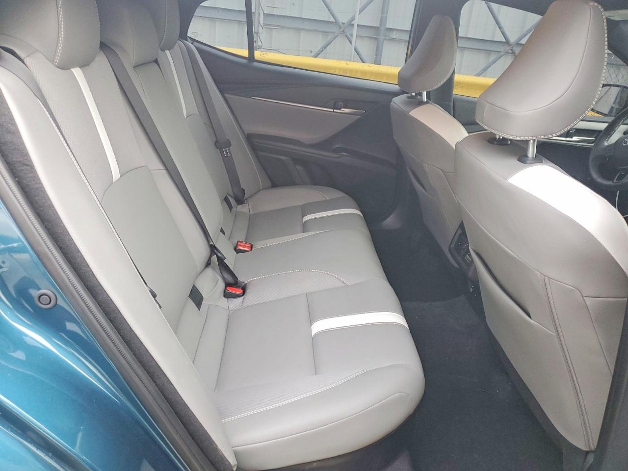 2025 TOYOTA CAMRY XSE photo 10