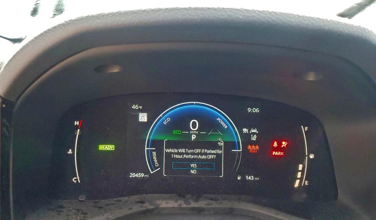 2025 TOYOTA CAMRY XSE photo 9